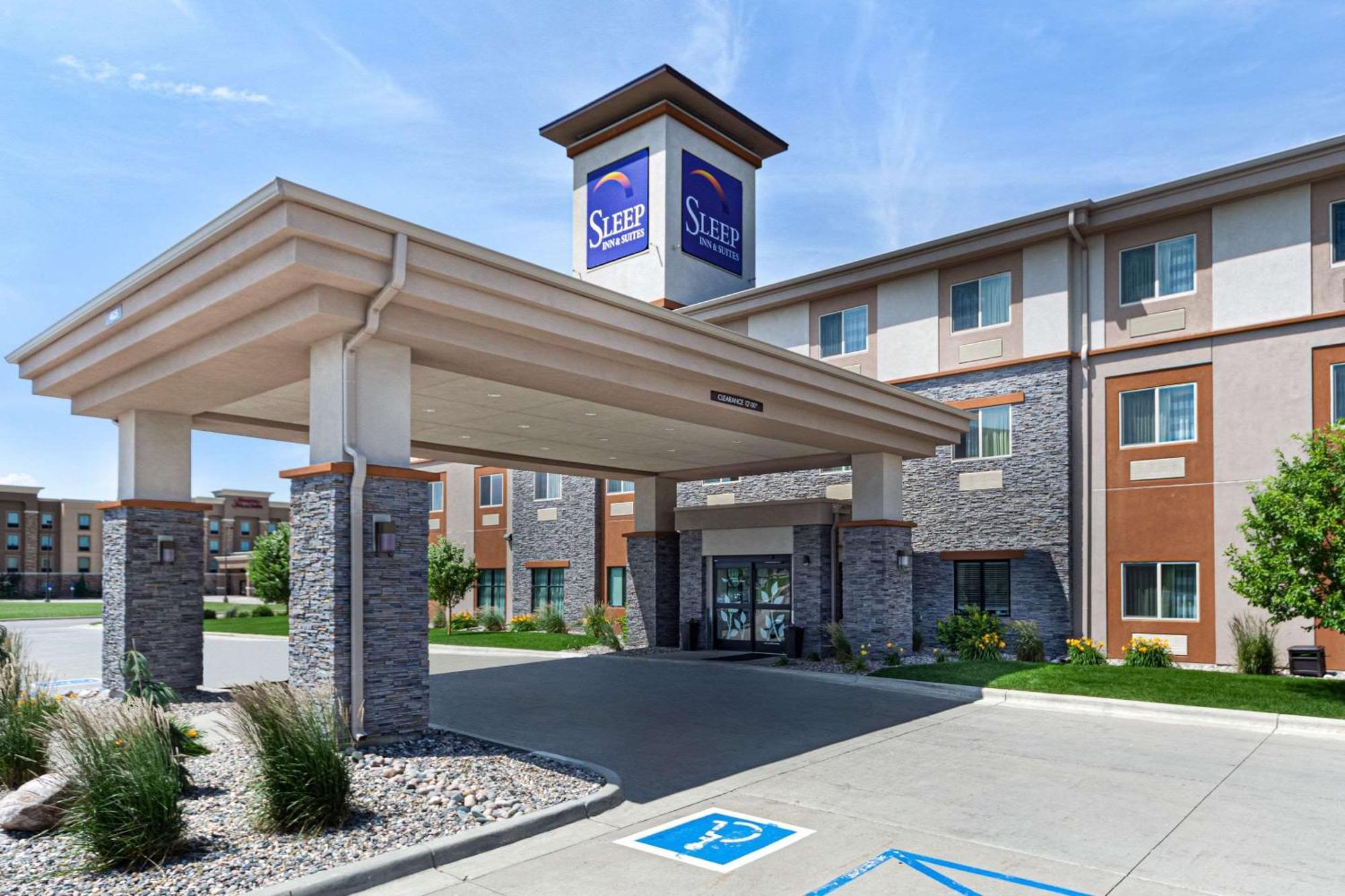 Sleep Inn & Suites Fargo Medical Center Exterior foto